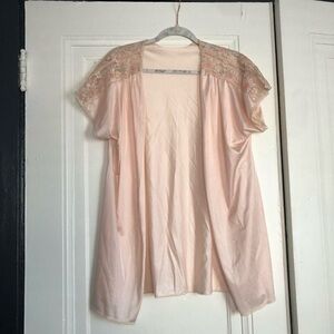 vintage 80s light pink JC Penney short slip robe with lace embellishments